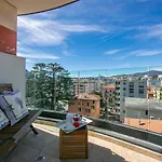 Panoramic Penthouse - Happy *