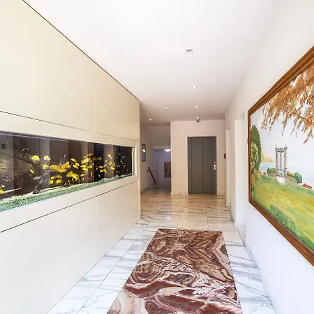 Panoramic Penthouse - Happy Apartment